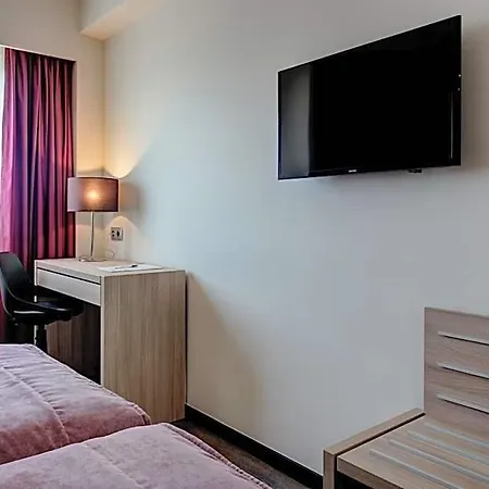 Szálloda Vip Berna 3*