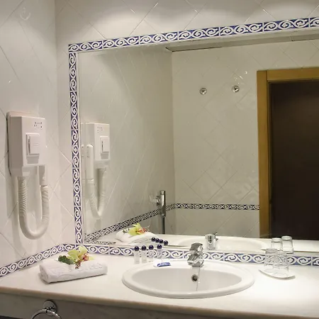 מלון Vip Berna 3*