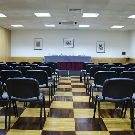 Vip Berna מלון 3*