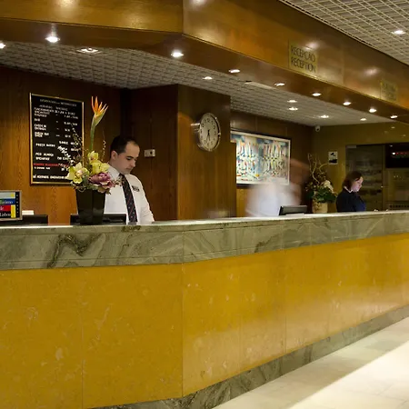 מלון Vip Berna 3*